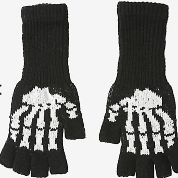Accessories - Fingerless Skeleton Gloves (NWOT)